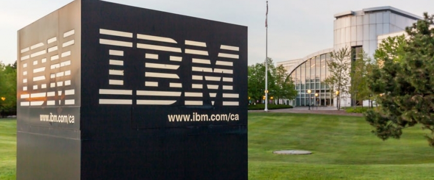 IBM Offers Shareholders 4.4% Forward Dividend Yield (NYSE:IBM)