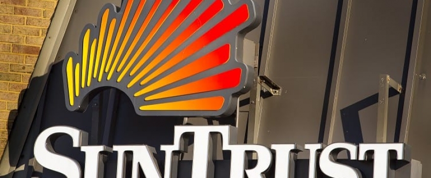 SunTrust Banks Boosts Quarterly Dividend Payout 25% (STI)